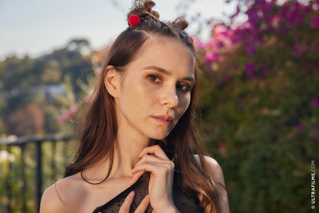 UltraFilms Kamy aka Leona Mia – Garden Of Passion