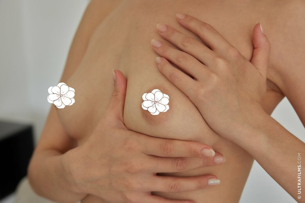 UltraFilms Vilena – Contemporary Charm