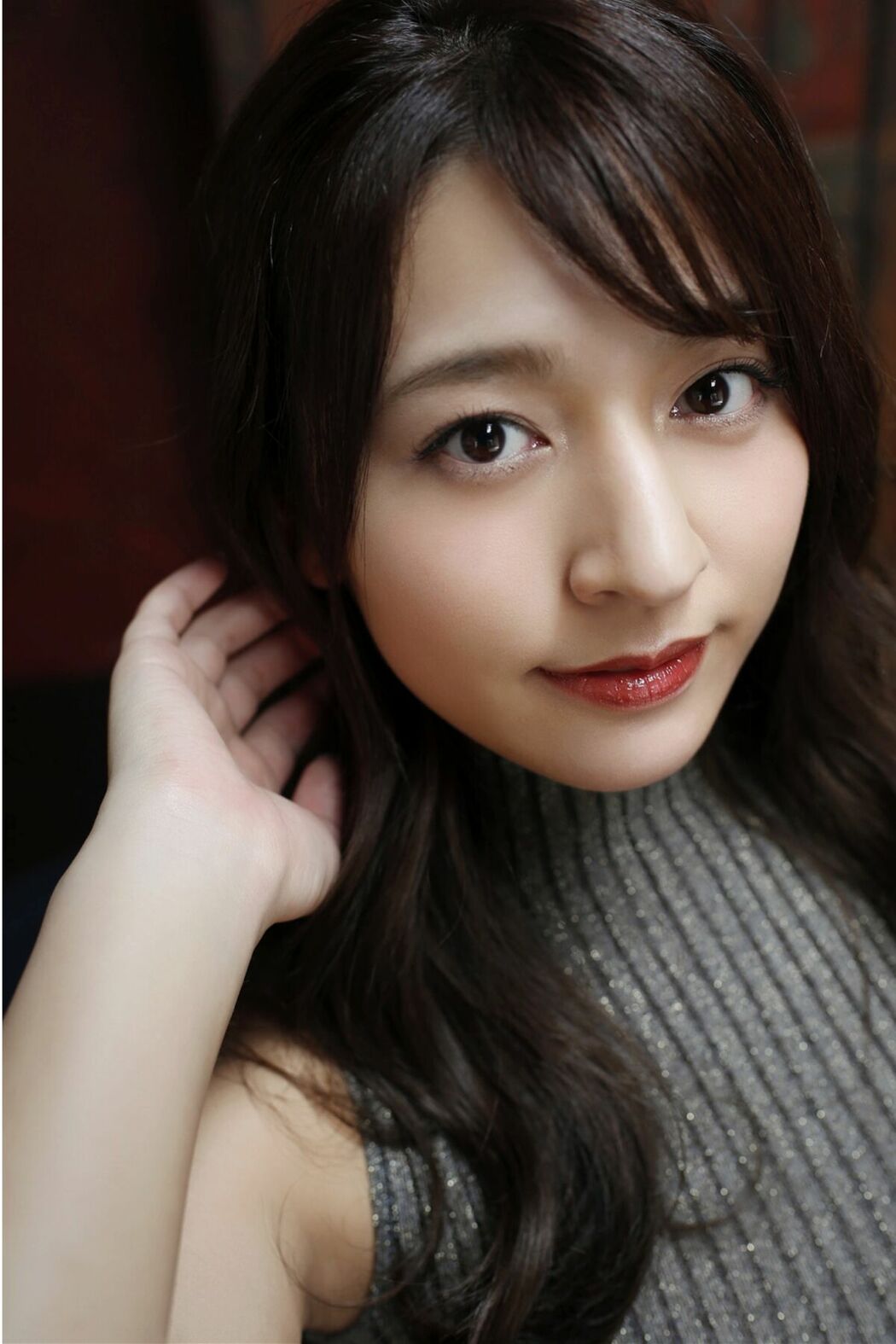 JP Kana Tokue 徳江かな – 紅唇 (82P)