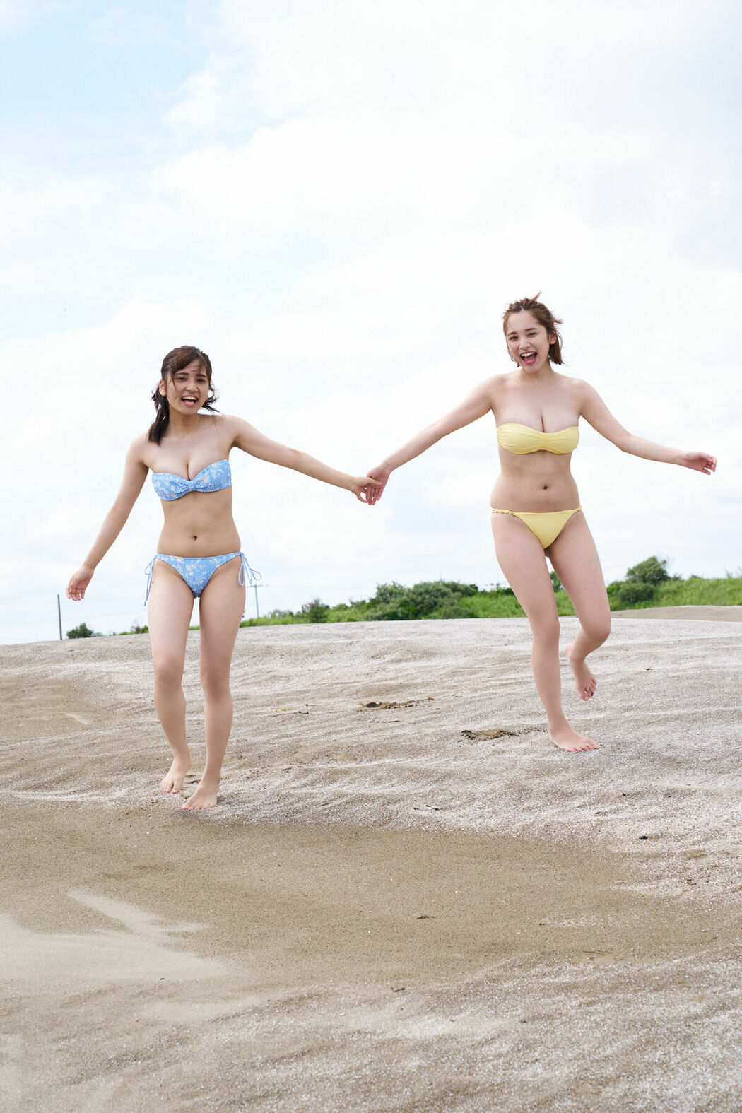 JP Tomaru Sayaka 都丸紗也華 And 亜華梨 奇跡の姉妹 – FLASHデジタルフォトブック 初共演 Part01 (61P)