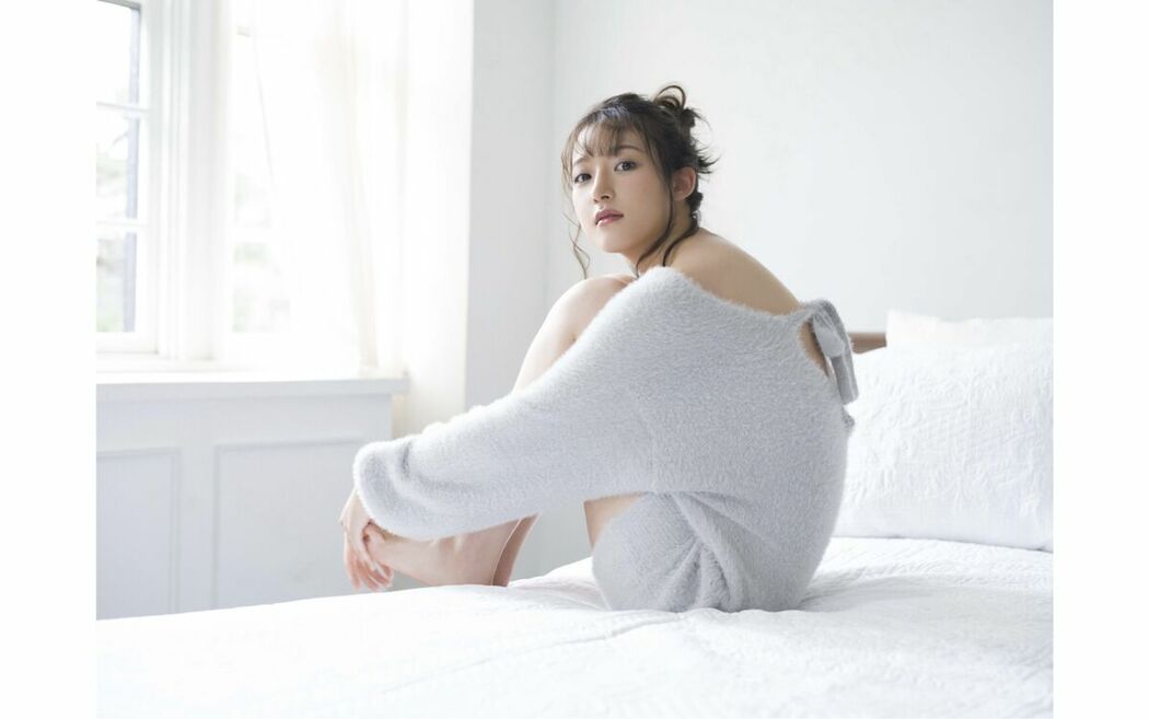 JP Ami Yamazaki 山崎あみ – FRIDAYデジタル写真集 美脚クライマックス Vol.2 138ページ完全版 (71P)