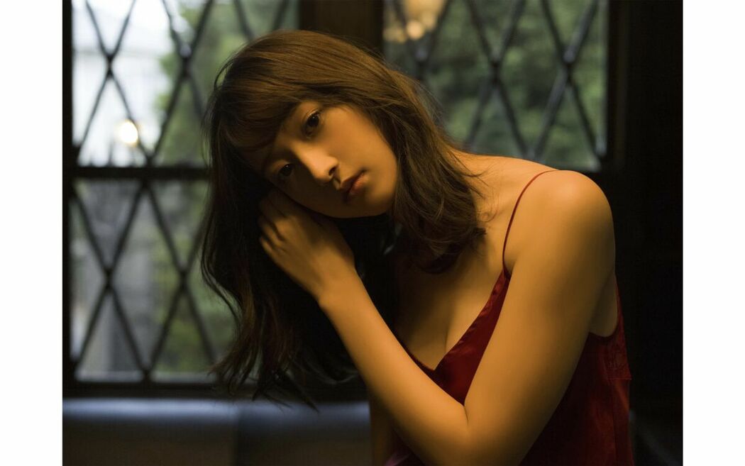 JP Ami Yamazaki 山崎あみ – FRIDAYデジタル写真集 美脚クライマックス Vol.2 138ページ完全版 (71P)