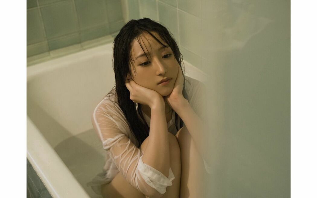 JP Ami Yamazaki 山崎あみ – FRIDAYデジタル写真集 美脚クライマックス Vol.2 138ページ完全版 (71P)