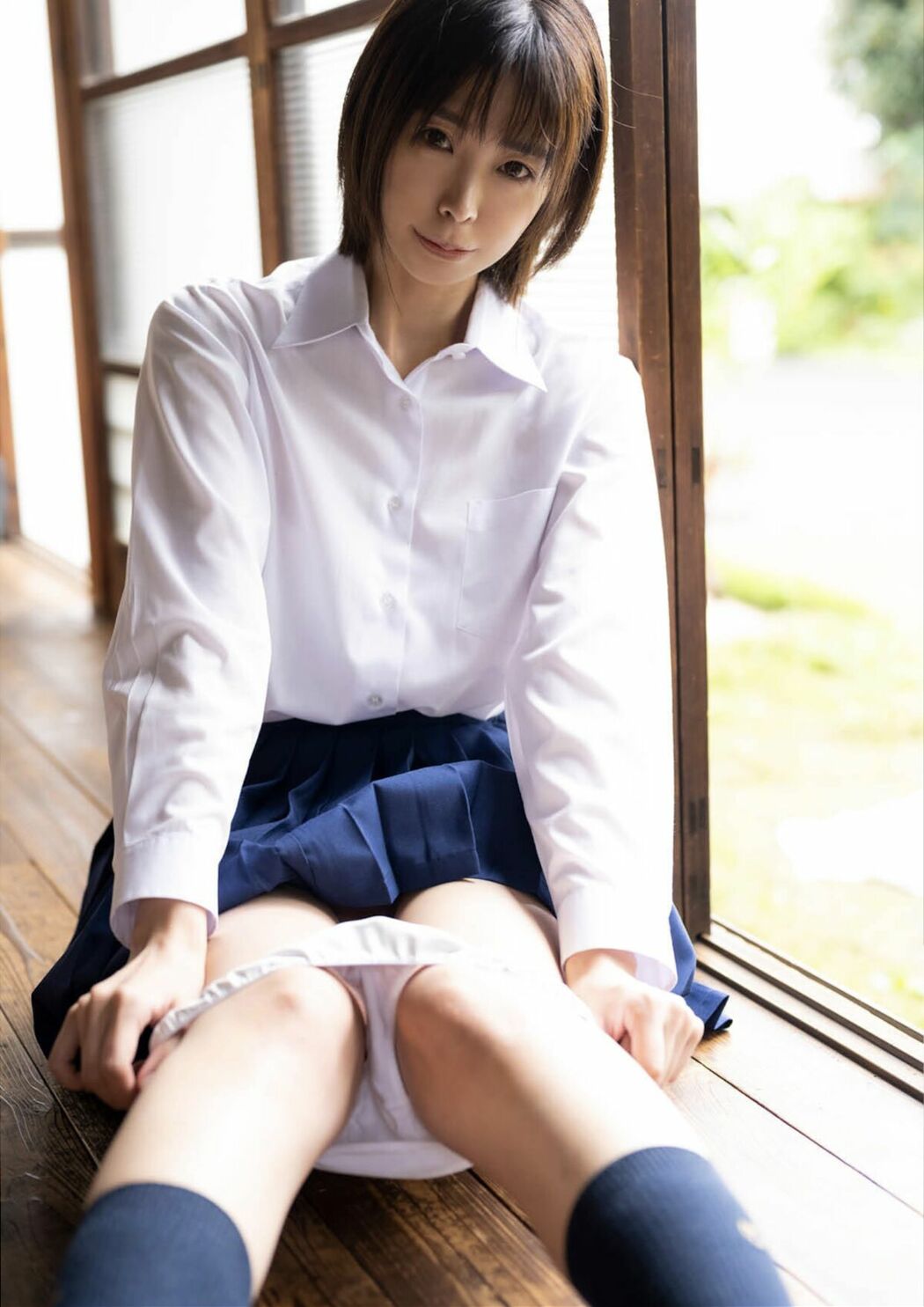 JP Manaka Tugu 真中つぐ – デジタル写真集 Eureka (43P)