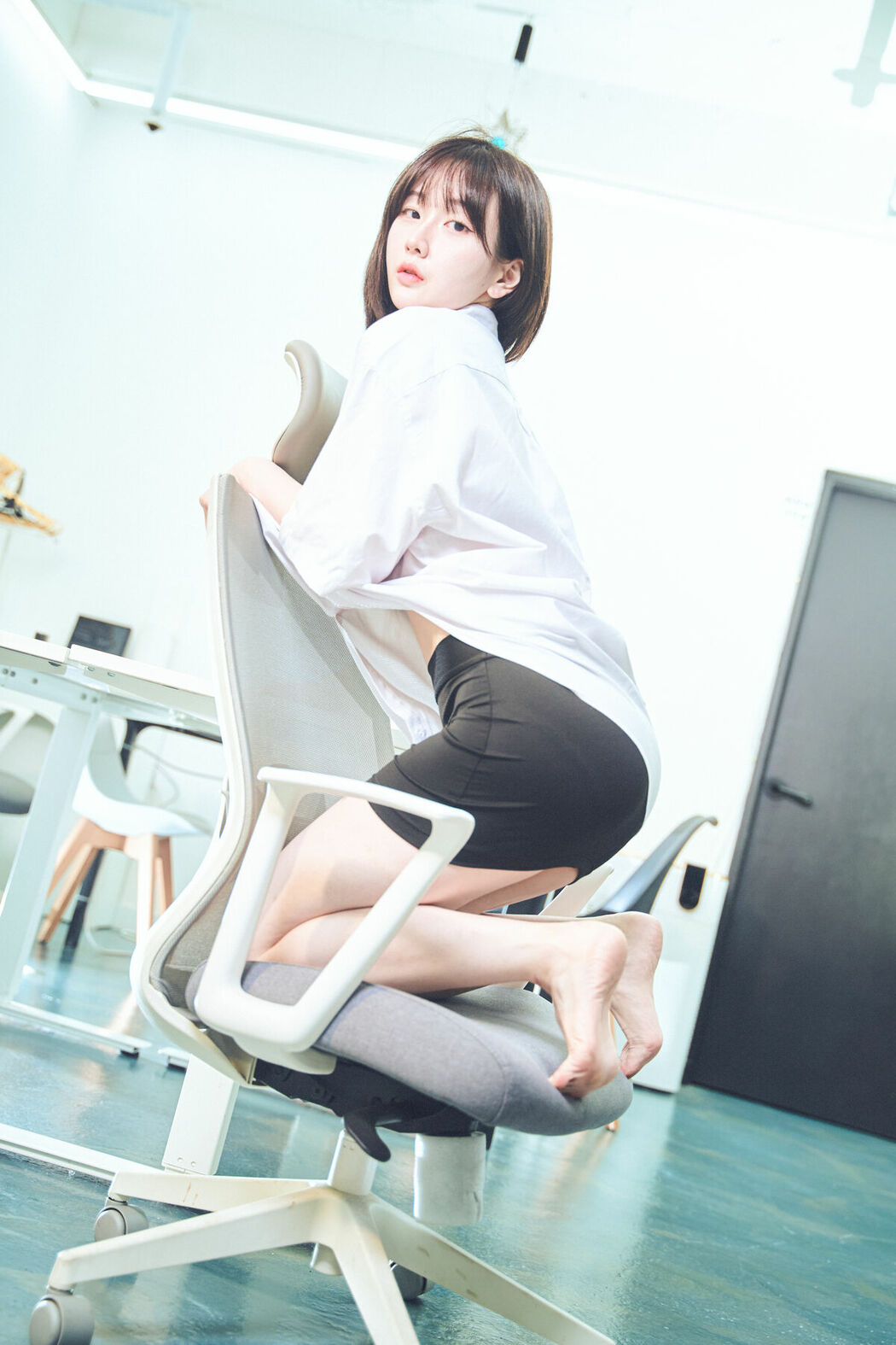 YeonJju – Office Final (71P – 1V)