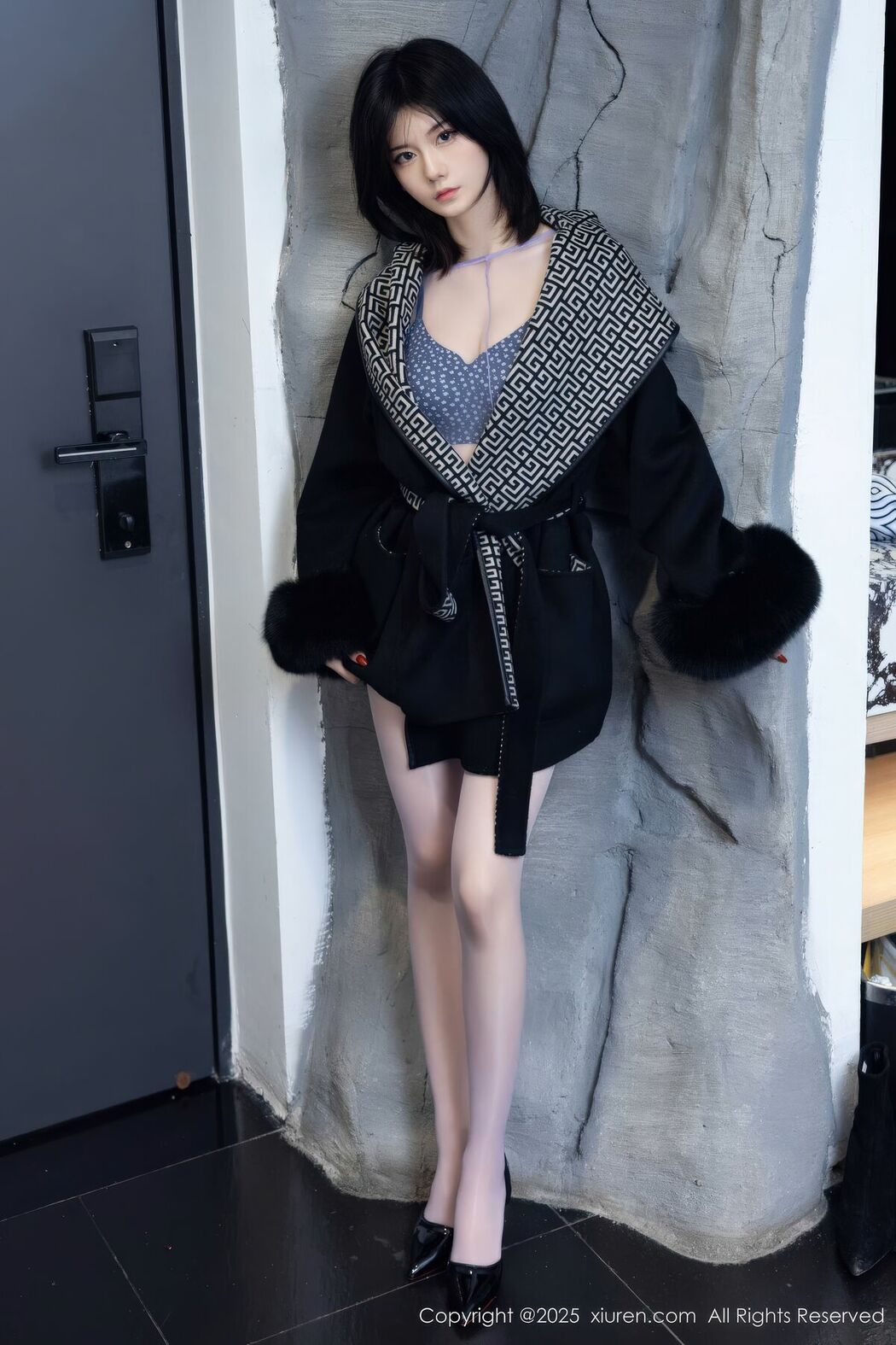 XiuRen秀人网 No.11131 Ling Qi Qi (111P)