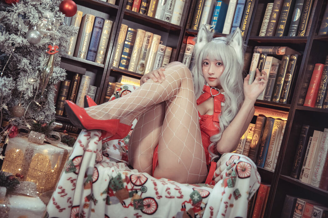 Coser@刺青Poi And 冬马路纱 – 驯鹿与狼 (41P)