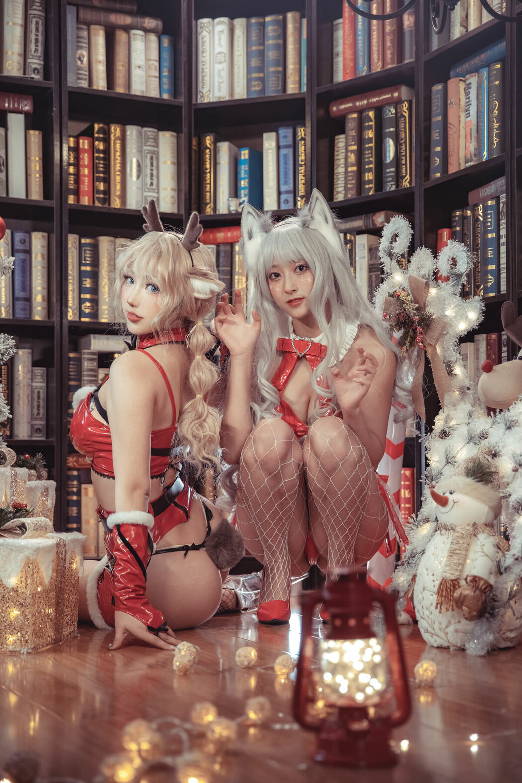 Coser@刺青Poi And 冬马路纱 – 驯鹿与狼 (41P)