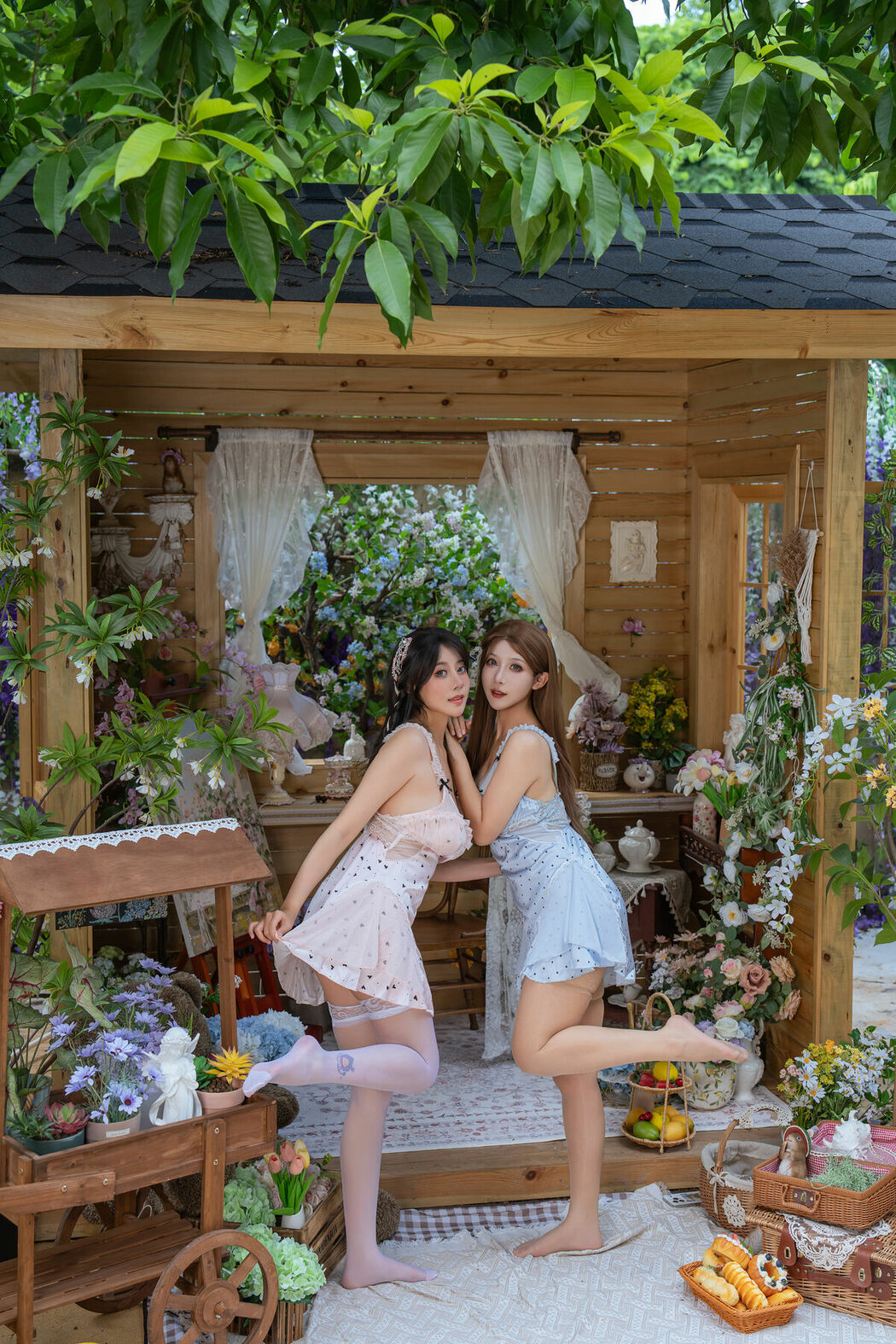 Coser@云溪溪 Yunx1x1 And 奶桃桃 And 奈汐酱nice – 花眠 (91P – 1V)