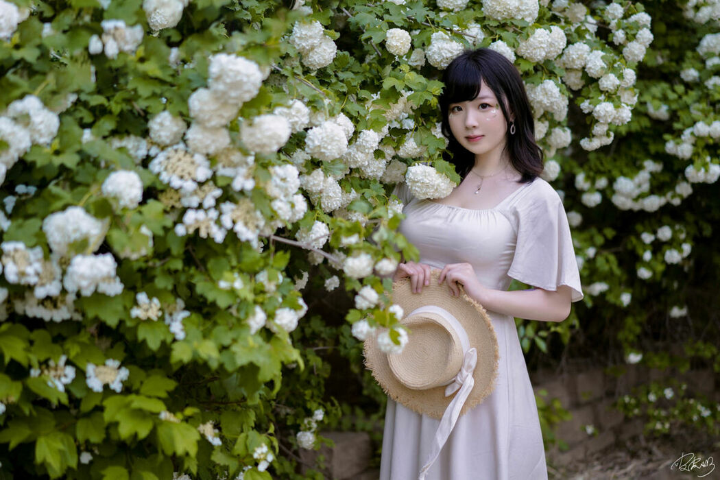 Coser@皮皮奶可可爱了啦 – 绣球花 (37P)