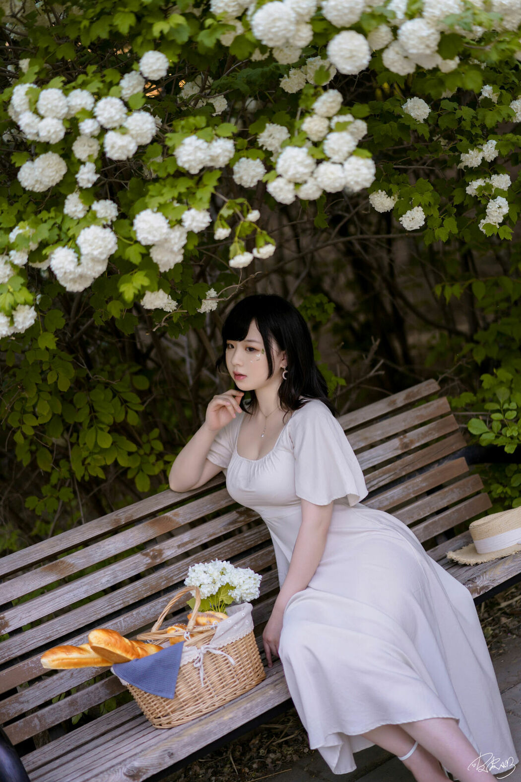 Coser@皮皮奶可可爱了啦 – 绣球花 (37P)