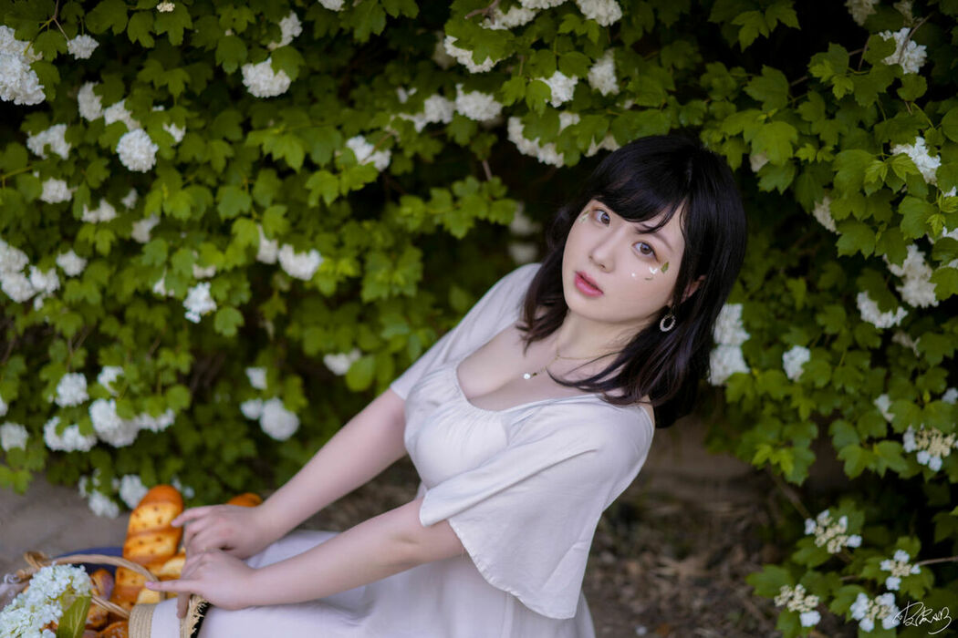 Coser@皮皮奶可可爱了啦 – 绣球花 (37P)