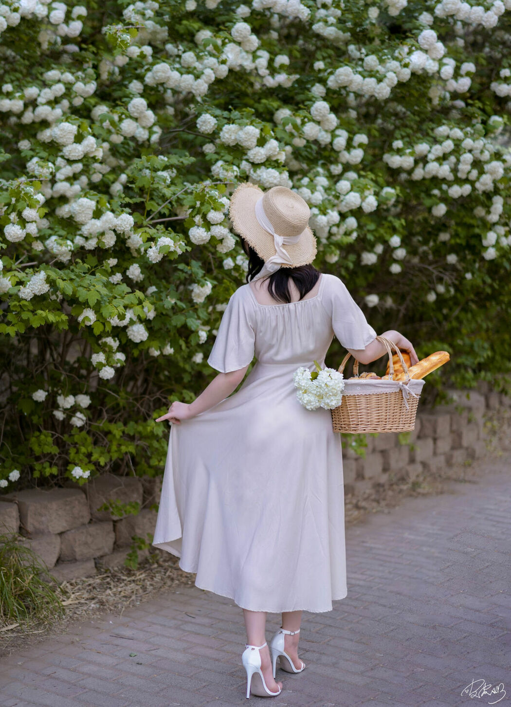 Coser@皮皮奶可可爱了啦 – 绣球花 (37P)