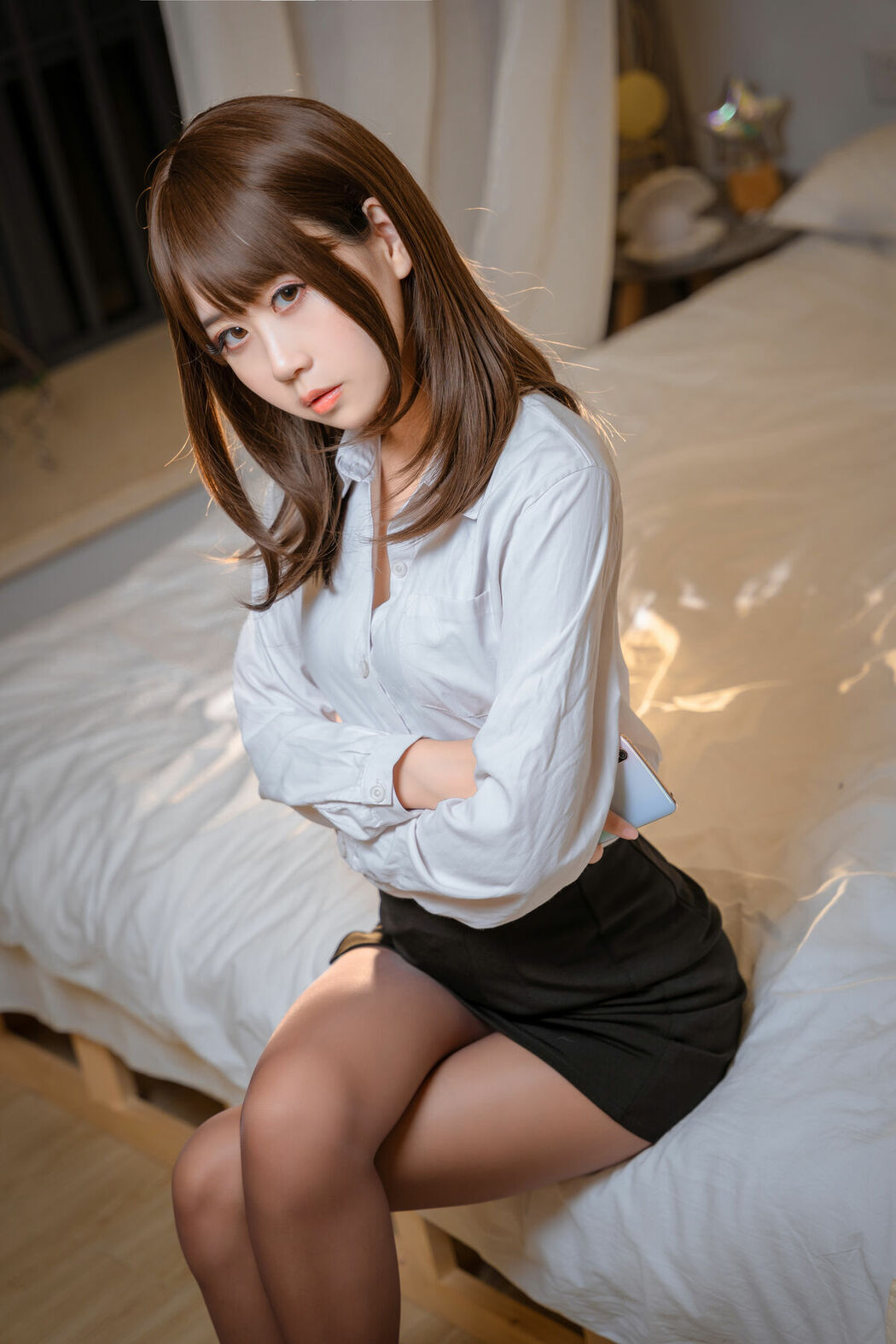 Coser@萌芽儿o0 – 开裆丝袜OL (27P)
