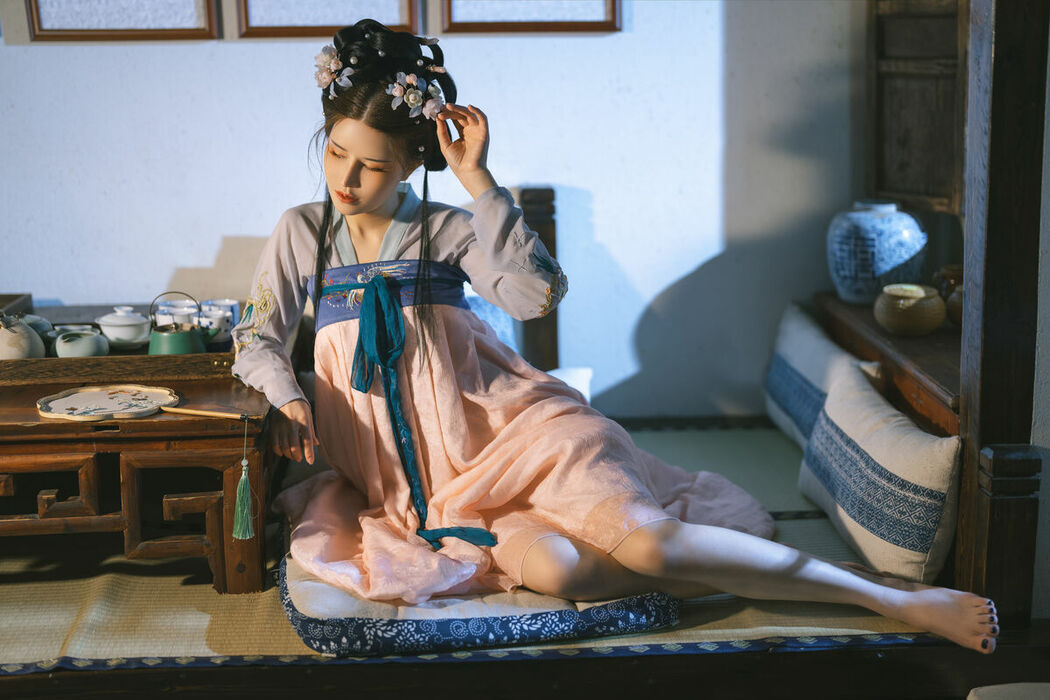 Coser@鹿八岁 – 花想容 (61P)