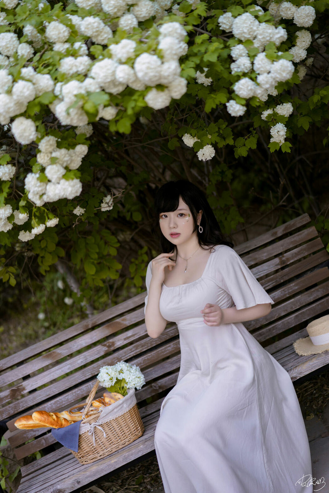 Coser@皮皮奶可可爱了啦 – 绣球花 (37P)