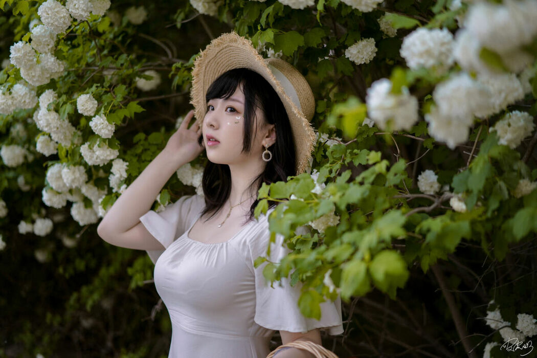 Coser@皮皮奶可可爱了啦 – 绣球花 (37P)
