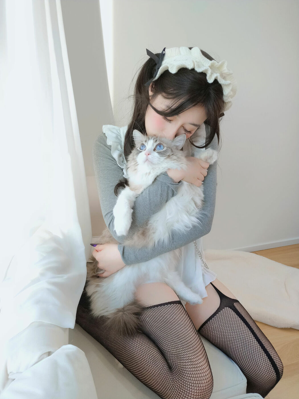 Coser@白银81 – Fantia 2025年07月会员合集15套 Part01 (55P – 6V)