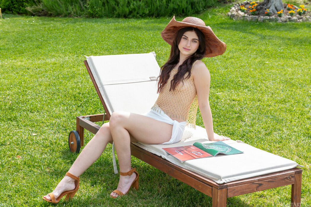 MetArt Zoelie – Natural Style Part01 (60P)