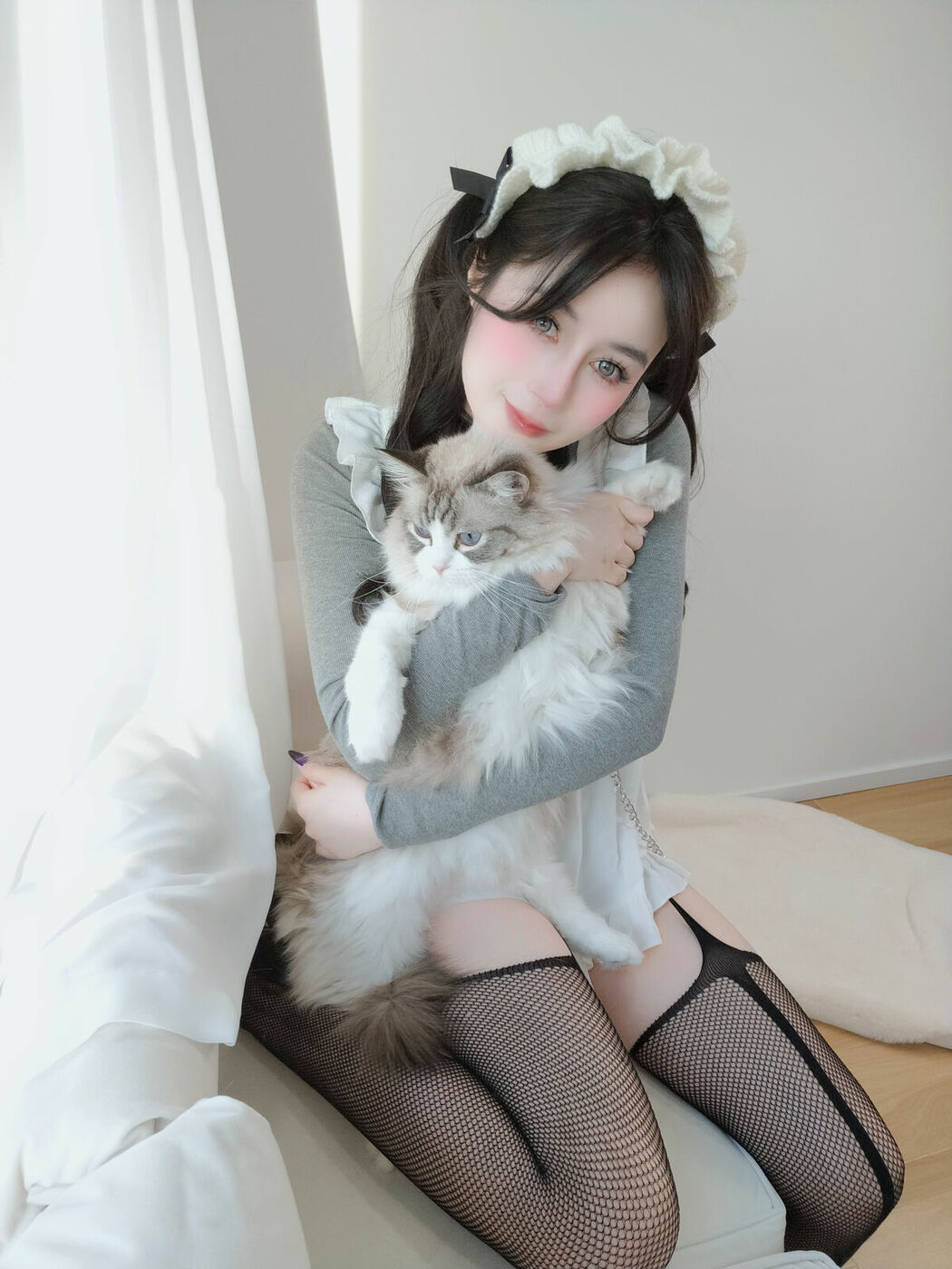 Coser@白银81 – Fantia 2025年07月会员合集15套 Part01 (55P – 6V)