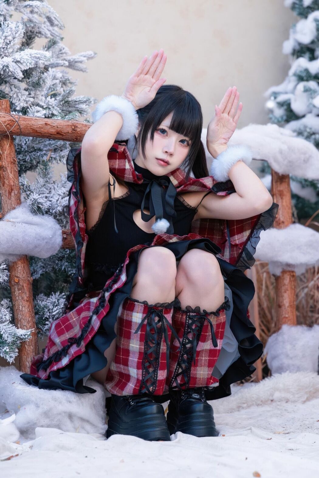 Coser@清水凪 – 圣诞 日夜 Part01 (51P)