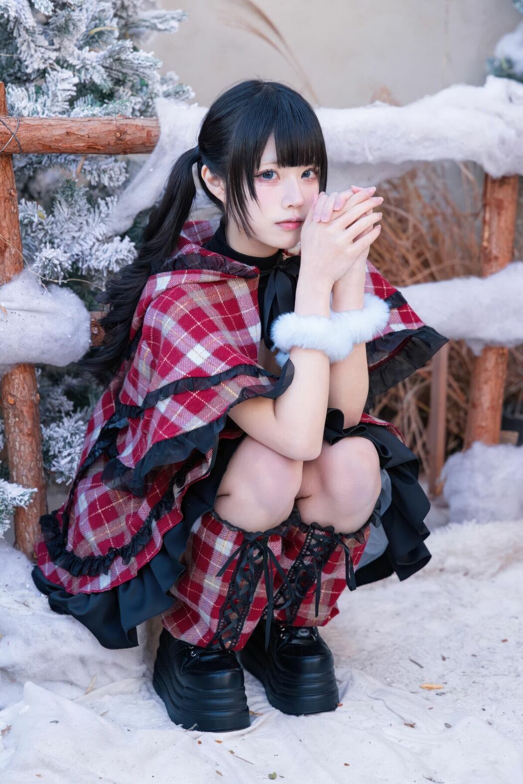 Coser@清水凪 – 圣诞 日夜 Part01 (51P)