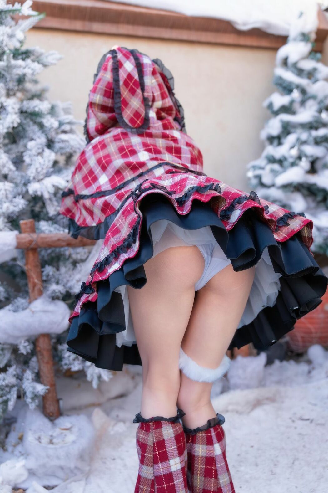 Coser@清水凪 – 圣诞 日夜 Part02 (50P)