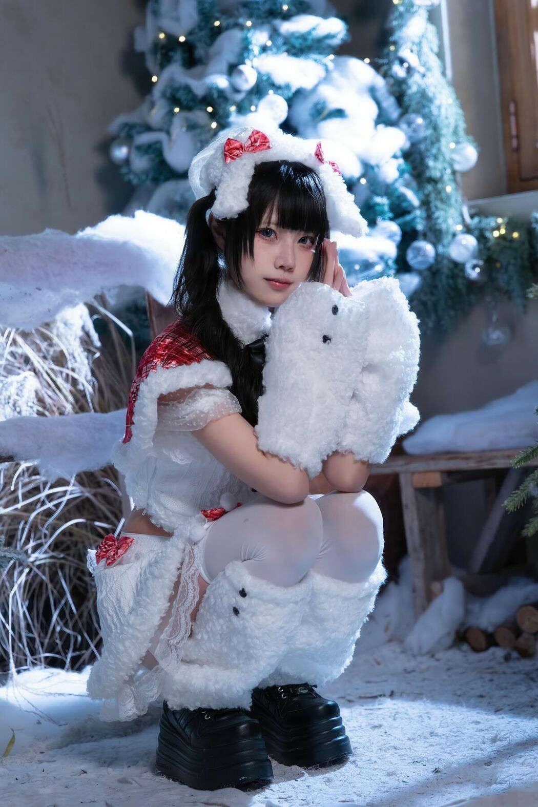 Coser@清水凪 – 圣诞 日夜 Part02 (50P)