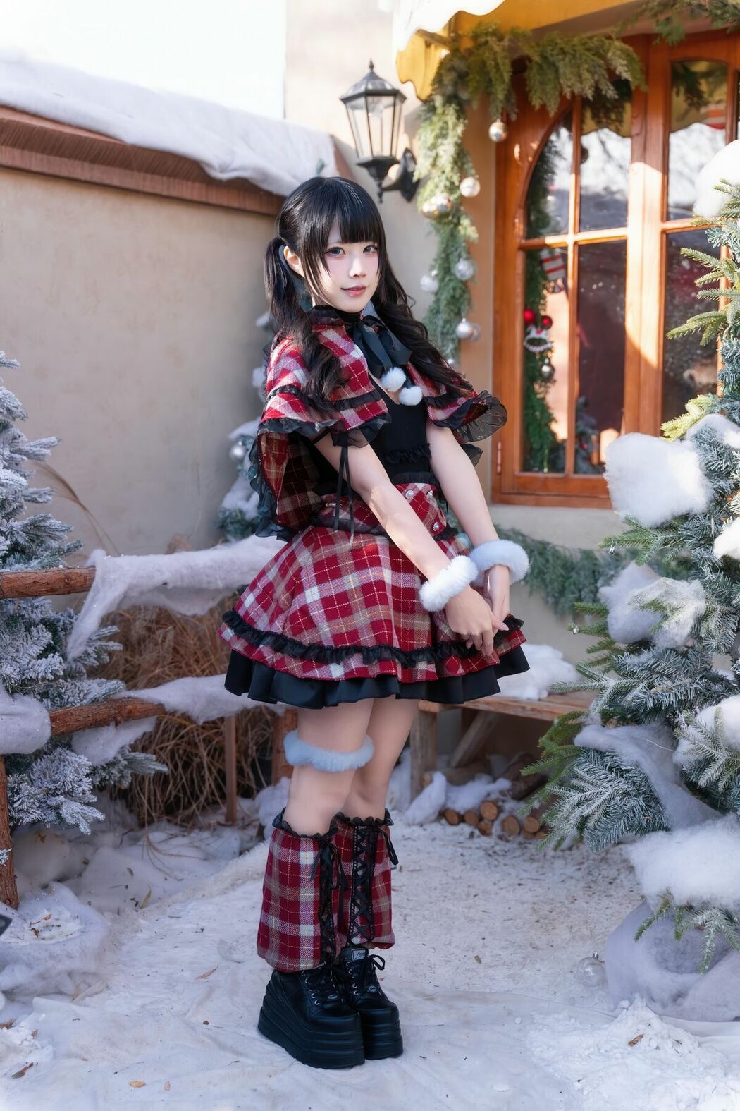 Coser@清水凪 – 圣诞 日夜 Part01 (51P)