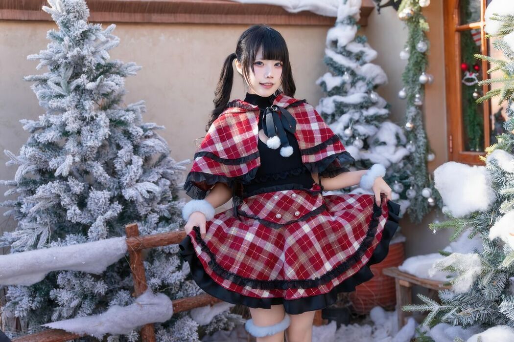 Coser@清水凪 – 圣诞 日夜 Part01 (51P)