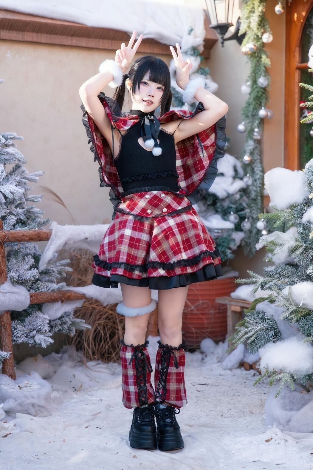 Coser@清水凪 – 圣诞 日夜 Part01 (51P)