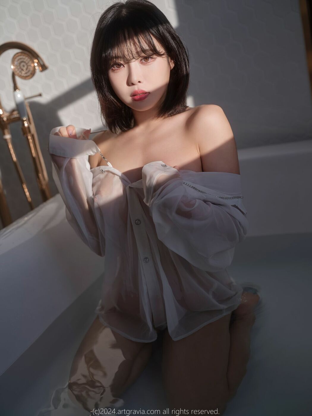 ArtGravia Vol.638 Areumm 다움 (87P)