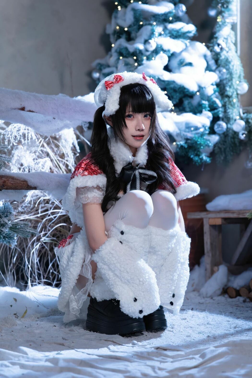 Coser@清水凪 – 圣诞 日夜 Part02 (50P)