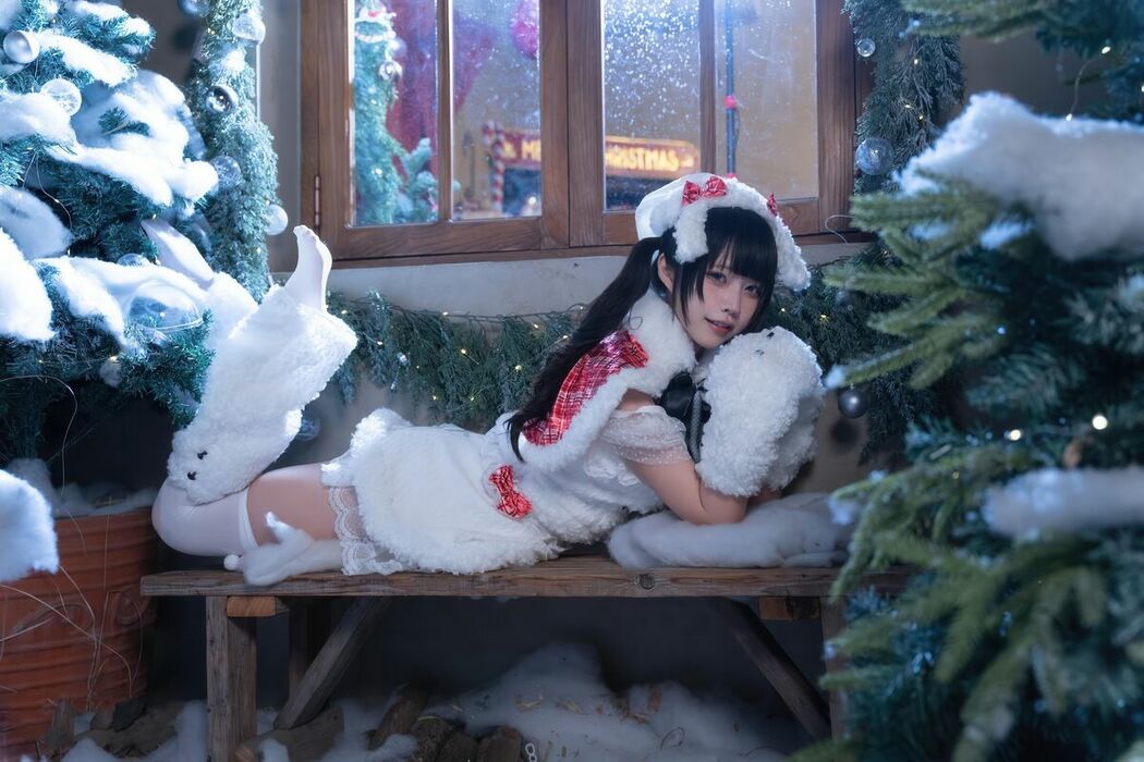 Coser@清水凪 – 圣诞 日夜 Part02 (50P)