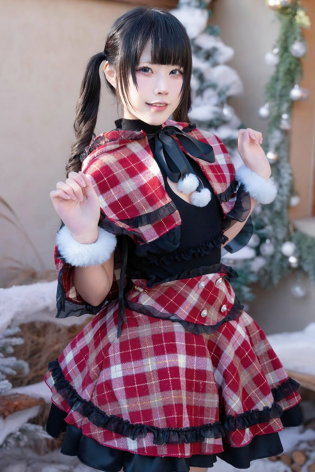 Coser@清水凪 – 圣诞 日夜 Part01 (51P) Cover Photo