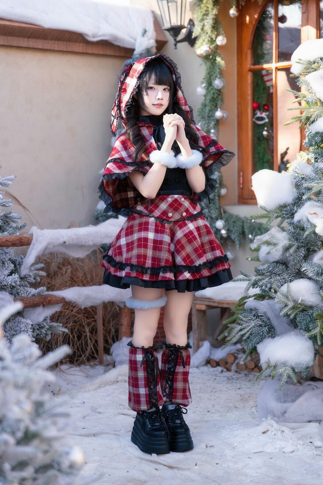 Coser@清水凪 – 圣诞 日夜 Part01 (51P)