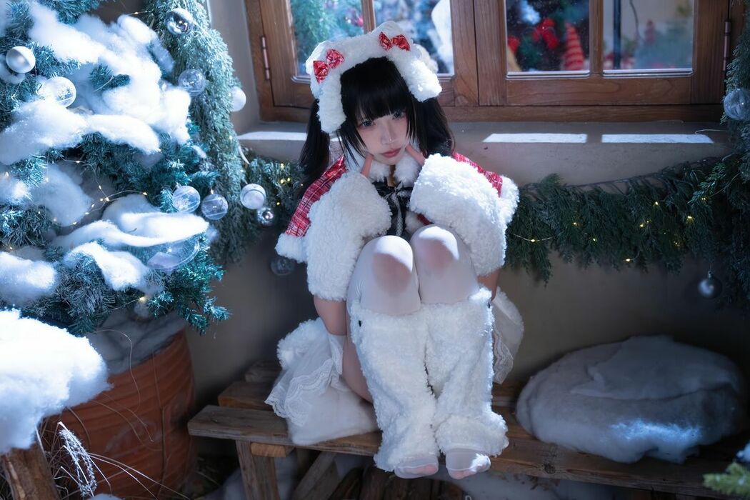 Coser@清水凪 – 圣诞 日夜 Part02 (50P)