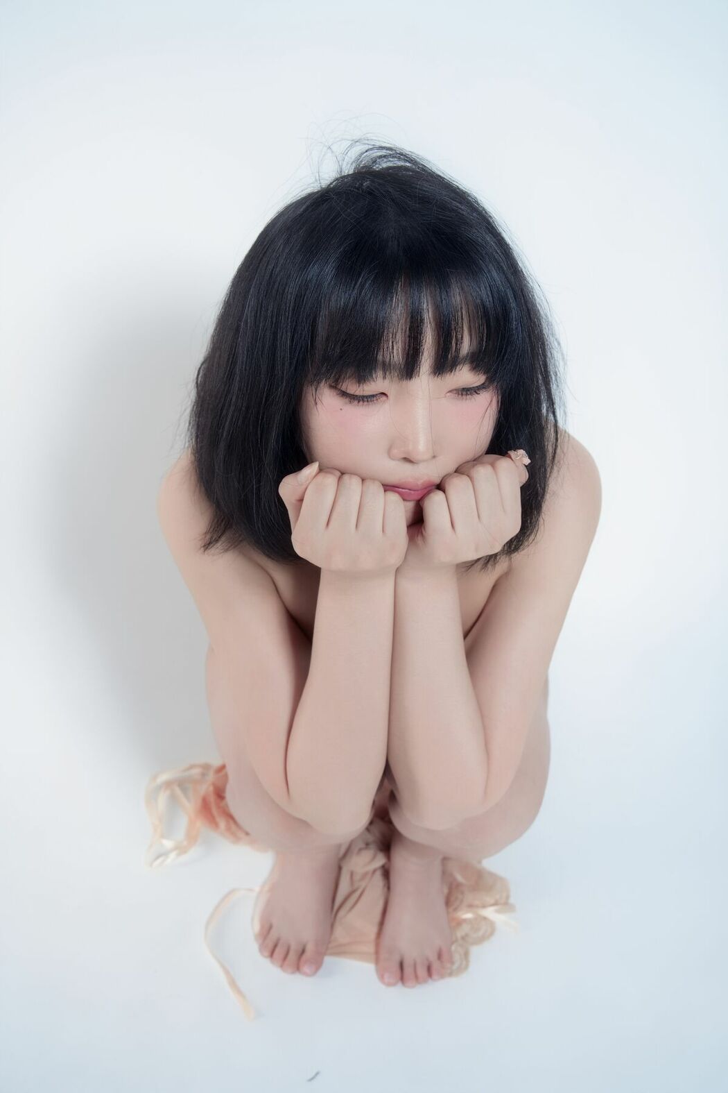 Kang In-kyung 강인경 – x Hoorizon Part01 (60P)