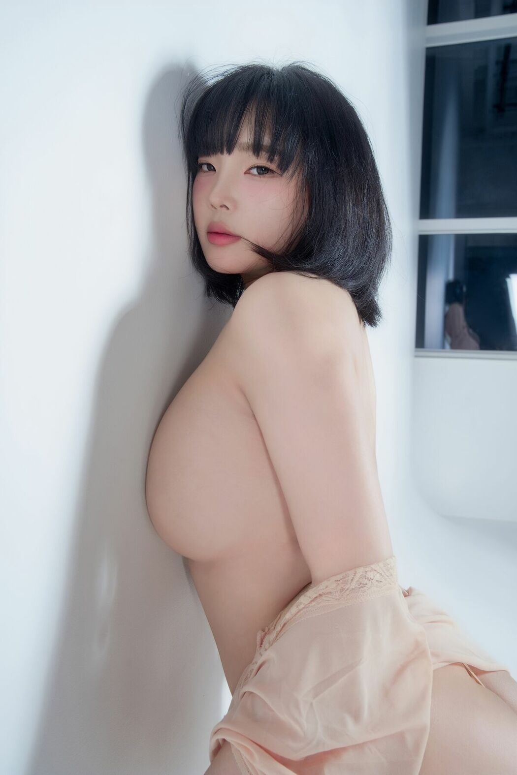 Kang In-kyung 강인경 – x Hoorizon Part01 (60P)