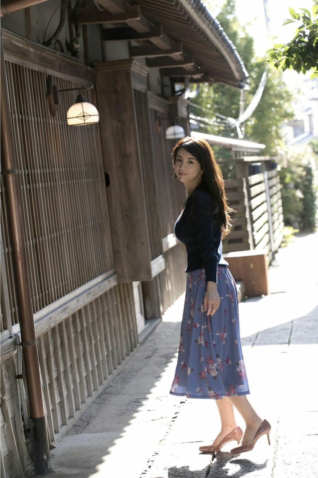 JP Miu Nakamura 仲村美海 – 週刊ポストデジタル写真集 背中を流して (73P)