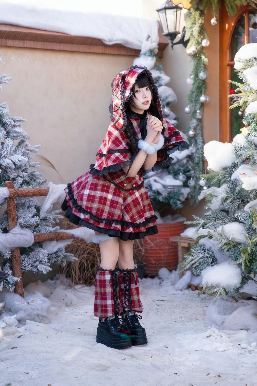 Coser@清水凪 – 圣诞 日夜 Part01 (51P)