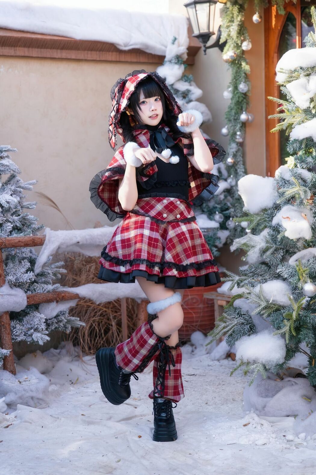 Coser@清水凪 – 圣诞 日夜 Part01 (51P)