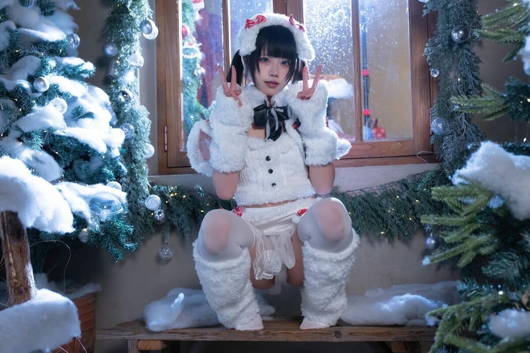 Coser@清水凪 – 圣诞 日夜 Part02 (50P)