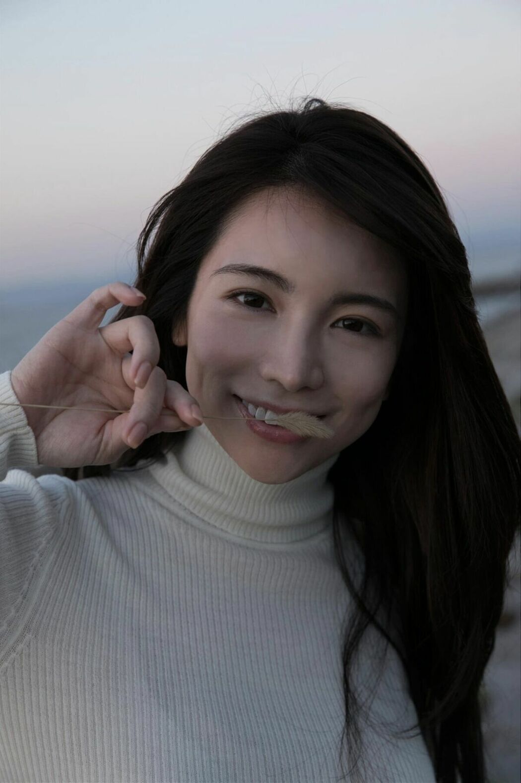 JP Miu Nakamura 仲村美海 – 週刊ポストデジタル写真集 背中を流して (73P)