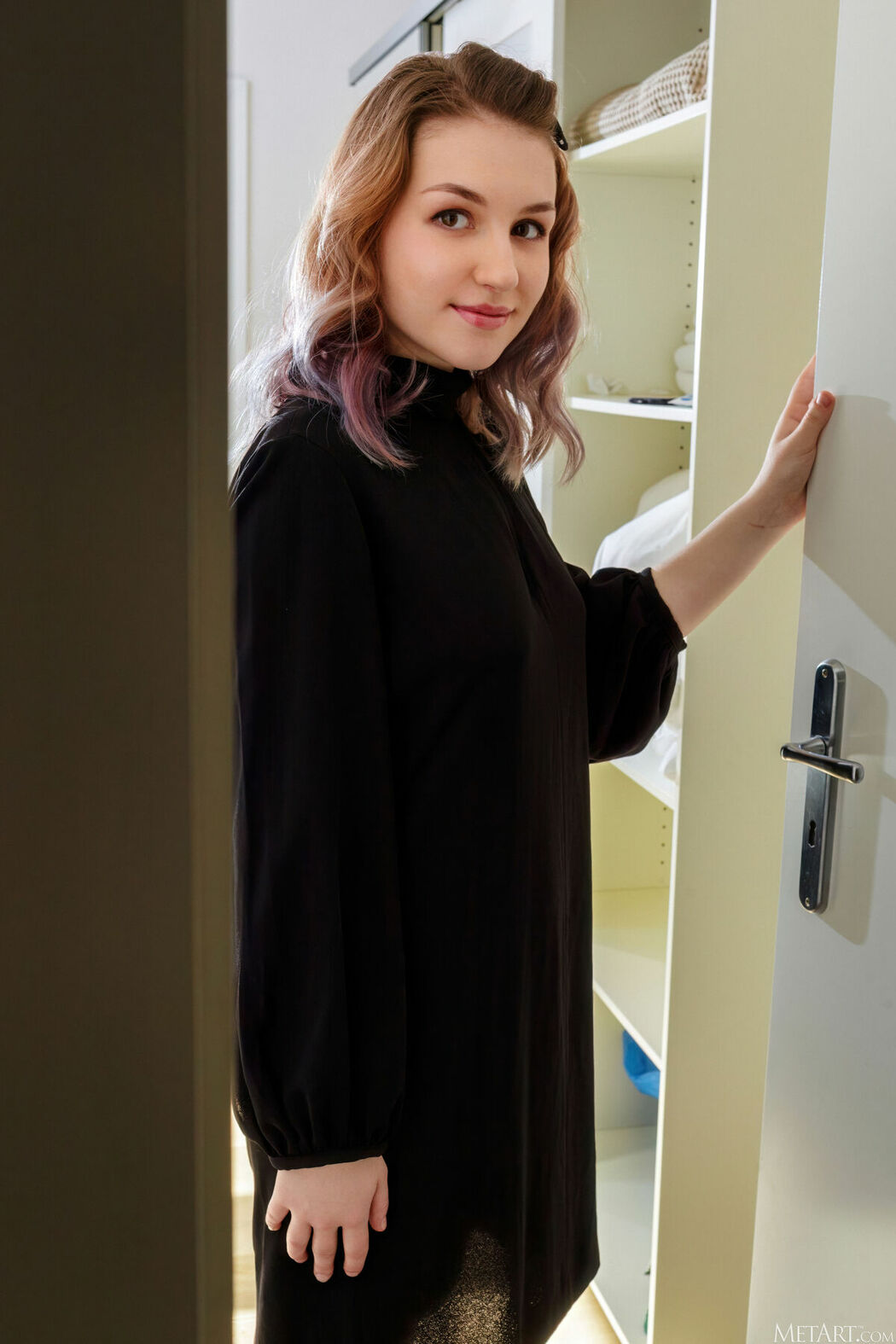 MetArt Isabele – Light and Shadow Part01 (57P)