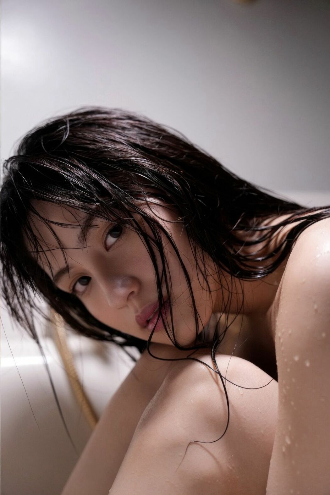 JP Fuka Hanasaki 花咲楓香 – FLASHデジタル写真集 ルーキーはHカップ (70P)