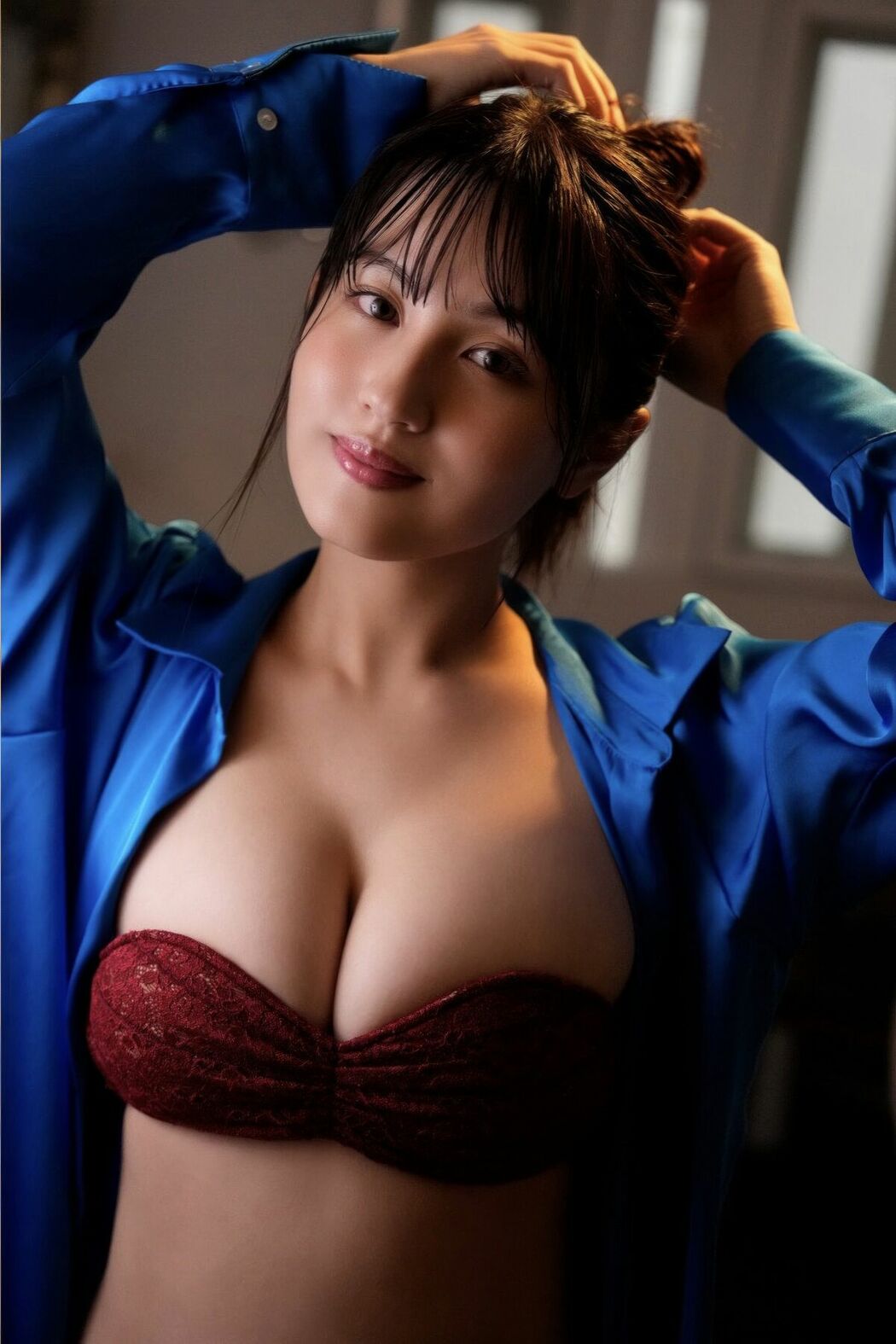 JP Fuka Hanasaki 花咲楓香 – FLASHデジタル写真集 ルーキーはHカップ (70P)