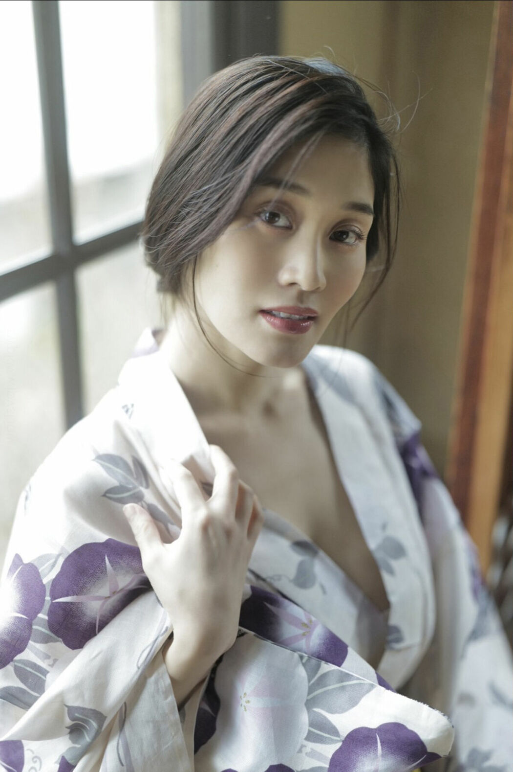 JP Rin Takahashi 高橋凛 – FLASHデジタル写真集 酔いたい気分なの (71P)