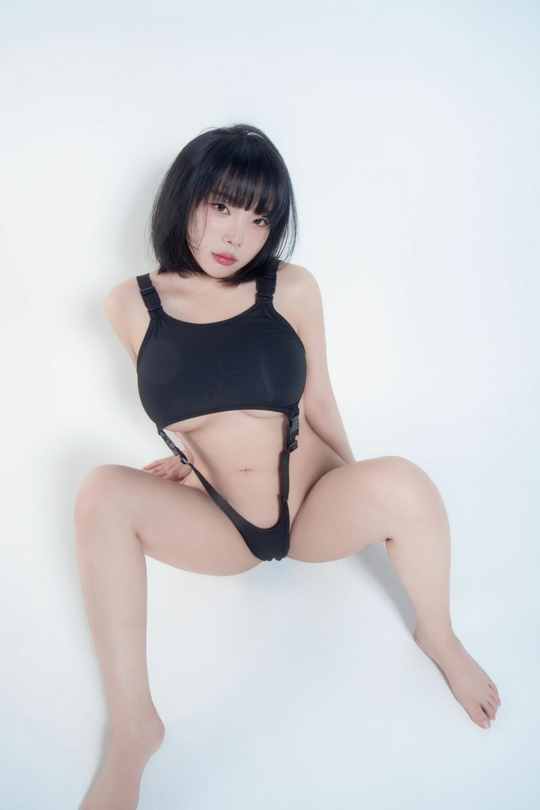 Kang In-kyung 강인경 – x Hoorizon Part02 (59P)