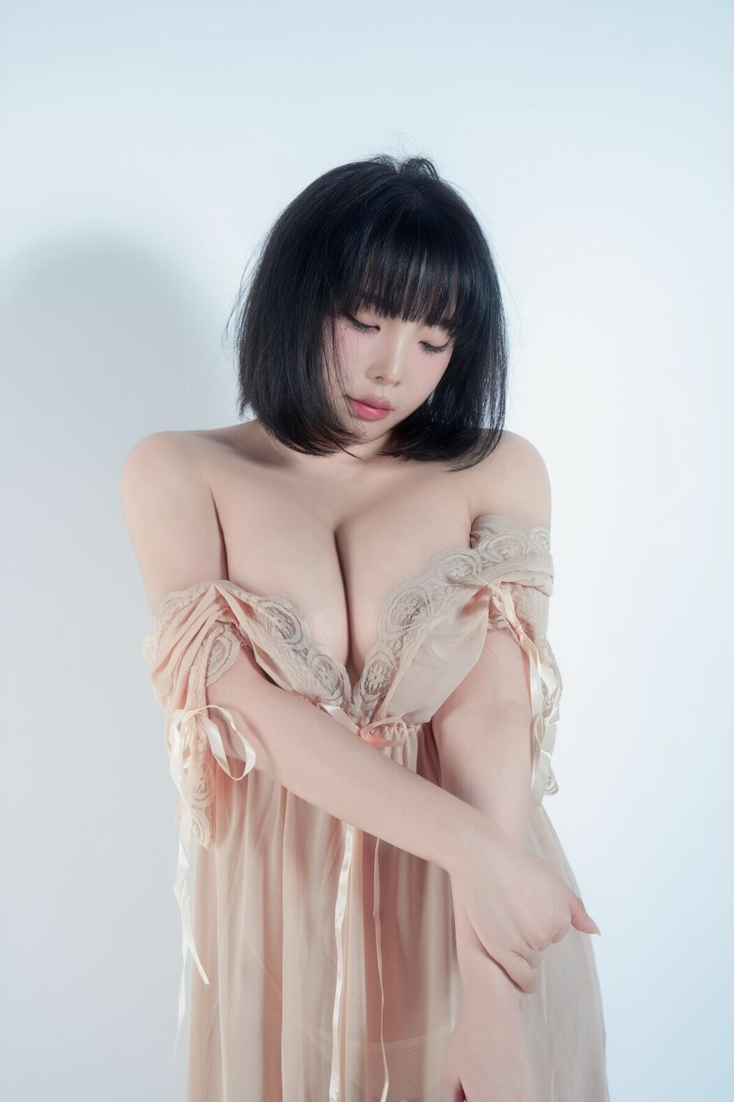 Kang In-kyung 강인경 – x Hoorizon Part02 (59P)